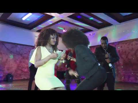 DYANA DIVA  du TOGO était en showcase en Illinois (USA)