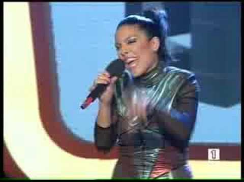 Salvemos Eurovision: 5- Lorena C "Piensa gay"