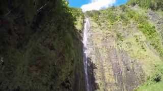 preview picture of video 'Maui Bamboo Forest in Hana (Waimoku Falls & Pipiwai Trail)'