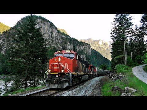 Massive Unit Grain Train Empties With DPU In The Fraser Canyon