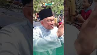Download lagu Ustaz Abdul Somad in a Car with Malaysian PM Anwar Ibrahim mp3