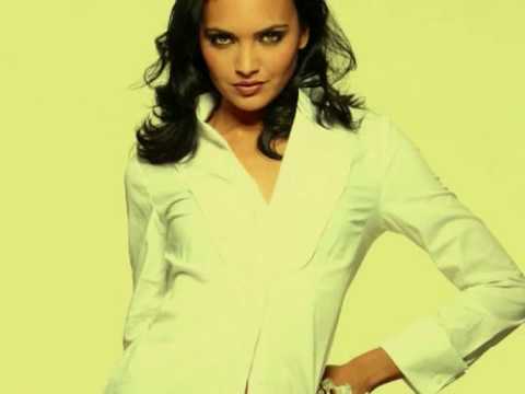 D'azoo At Night - Bodyrock