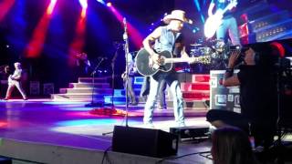 LIVE 2nd row Jason Aldean Tattoos on This Town Bethel, N.Y. July 14, 2016
