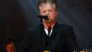 6 Small Town JOHN MELLENCAMP live CLEVELAND OHIO 1-31-2015