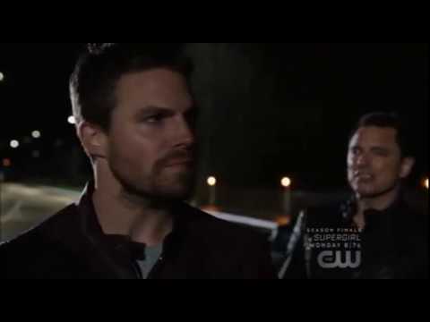 Arrow 5x22 Oliver And Malcolm Merlyn