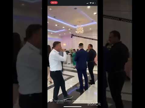 SAJMIR MENKAJ - LIVE NE DASËM FIER ( shikoni sa bukur bëhet pritja e krushqeve 🔥)