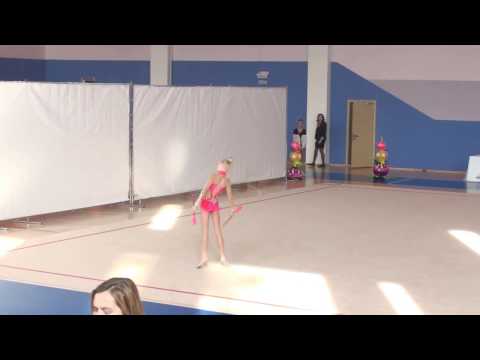 Денисова Полина 2000гр булавы Радий