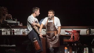 Спектакль “Пока наливается пиво“ с Евгением Гришковцом