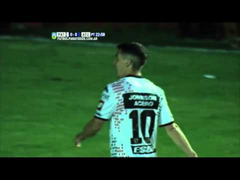 Atajada de Lucchetti. Patronato 0 - Atl. Paraná 0. Fecha 34. Primera B Nacional 2015. FPT.
