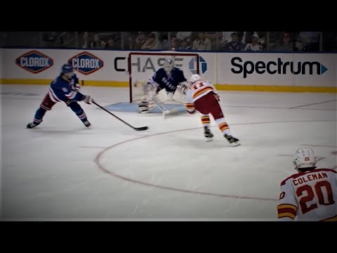 Mikael Backlund Makes It 4-1 For The Flames In The Third