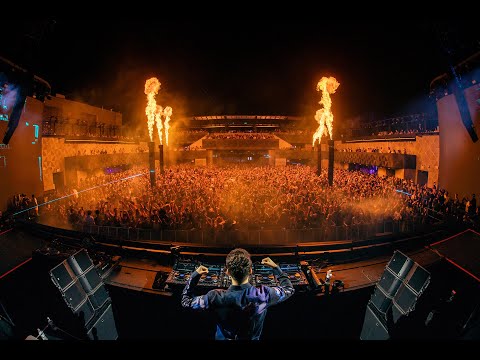 Oliver Heldens & Shantel - Bucovina 2023 (vs Enrique Iglesias ‘Bailamos’) [Live at Brooklyn Mirage]