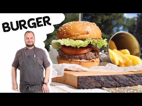 Как готовится лучший бургер, вкусный бифштекс, авторский соус и булочка с кунжутом