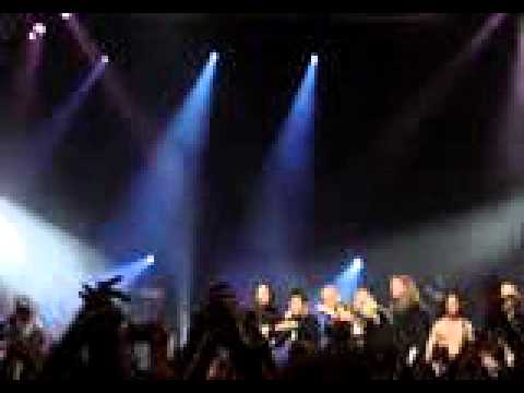Tribuzy&Bruce Dickinson-5.Bring Your Daughter(Execution Live Reunion 2005.Filmed from the audience)