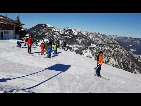 Das Jakobskreuz in St. Ulrich am Pillersee. Ein kleines, feines und schneesicheres Skigebiet.