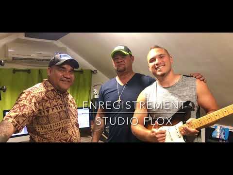 Clip officiel « Siaku kole lafi » de TOGAHAU