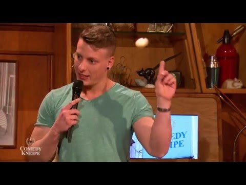 Felix Lobrecht in der Comedy Kneipe | 12.05.2016 -  21:55 bei NITRO und online bei TVNOW