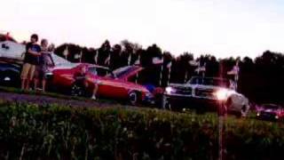 preview picture of video 'Mark's Auto Parts - August 13, 2007 Classic Cruise Night'