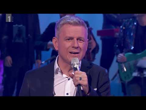 Mladi Dolenjci in Akordi - Nisem pozabil (V petek zvečer)