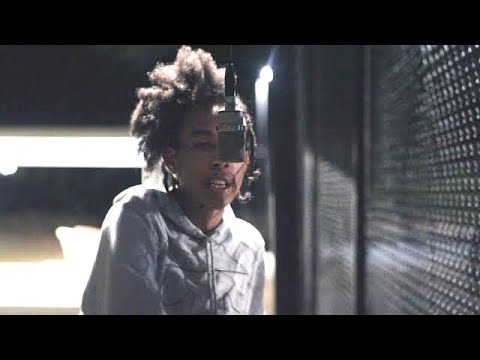 Quill DEM - Pon Eh Phone (Live Session) | Raw Vocals