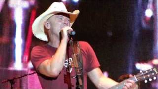 Kenny Chesney - Aint Back Yet - Country Thunder