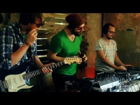 WESTBALKONIA // Kaffeeklatsch in Frankfurt/Main