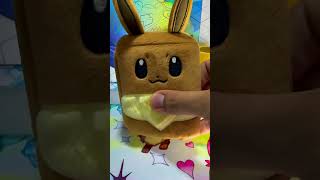 Eevee deckbox 😍 ¿Lo tendrías? Comenta #tcg #pokemontcg #pokemon #cartaspokemon