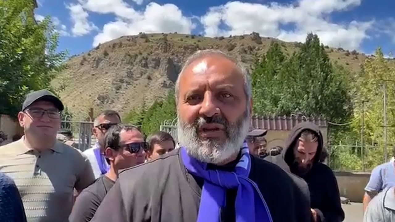 Հայաստանում իմ առջեւ փակ դռներ չկան. Սրբազանը Սյունիքում է