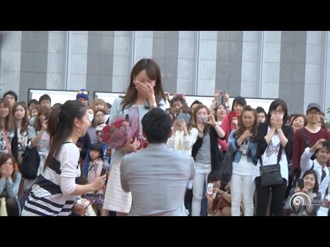 Flashmob Surprise Proposal Charice ｢Louder｣ JR大阪駅 "カリヨン広場  フラッシュモブ サプライズ プロポーズ