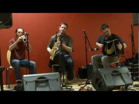 LE BOUR / BODROS avec LE DISSEZ - Ridée 6 temps - La chapelle neuve 13 avril 2012