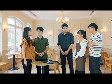 The President is Fishing with Two Hands and Asks His Girlfriend to Go Out for Coffee, Unexpectedl...