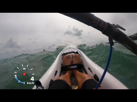 Fun morning with the Fennix Bonito, the pocket surfski!