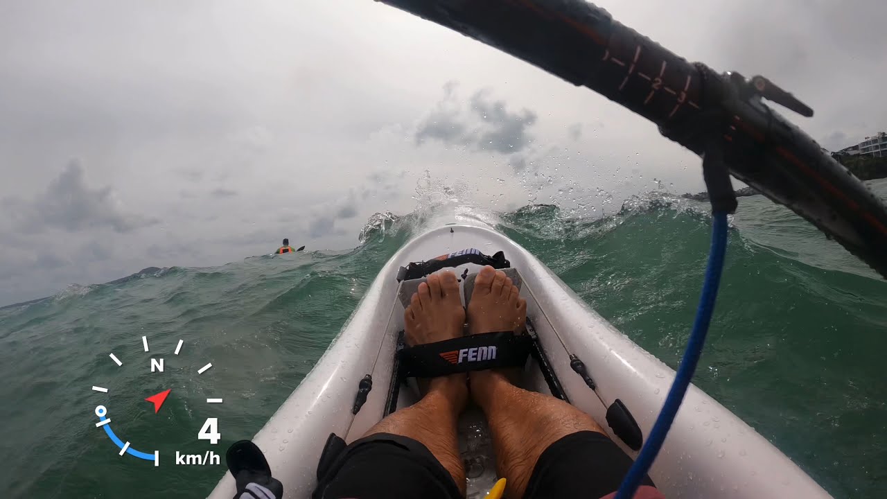 Fun morning with the Fennix Bonito, the pocket surfski!