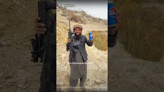 AFEGÃO TESTA SEU BRINQUEDO DEIXADO PELOS EUA