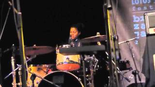 'Awesome Drum Solo' - Nikki Glaspie (Maceo Parker Band)