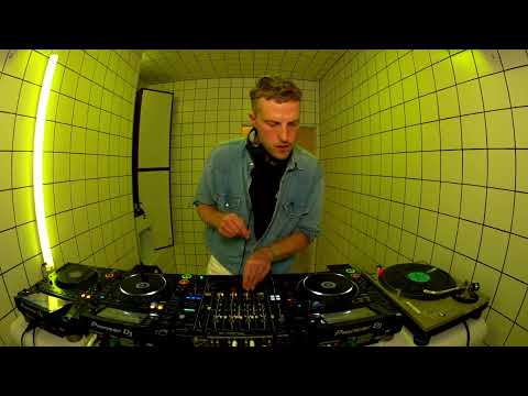 GOOEY - Iron Curtis | HÖR - Nov 1 / 2022