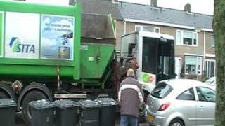 preview picture of video 'vuilnis auto in stadskanaal'