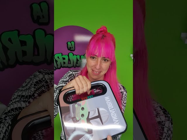 Vídeo relacionado con Zawadi Global Star Wars Mandalorian Kids - Contenedor rectangular con múltiples compartimentos para la escuela, viajes, almuerzo, sándwich, Bento, sin BPA