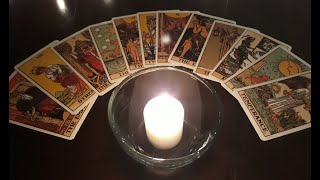 How to Read Tarot Cards | Tarot 101 | Tips from an Intuitive Tarot Reader