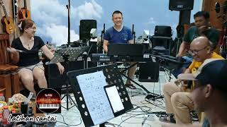 Download lagu Hari Kiamat - Cipt Hengky Black Brothers - Lisa Maria (Latihan bersama) mp3 Download lagu Hari Kiamat - Cipt Hengky Black Brothers - Lisa Maria (Latihan bersama) mp3