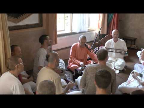 HH Bhaktivaibhava Swami - kirtan 05.06.2016