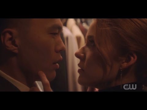 Nancy Drew — 3x10: Nancy and Park hook up.