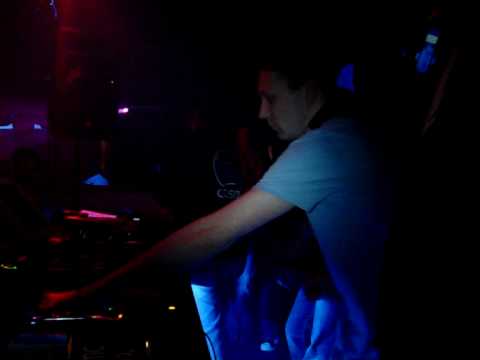 The Beat Controller-Flowing with the Hardcore - Masters of Noise vs. Tensor part2