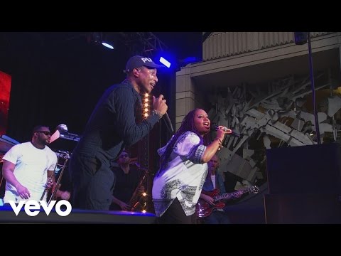 Lalah Hathaway, Pharrell Williams - Surrender (Live at TIFF)