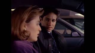 Mulder and Scully listen to Nirvana