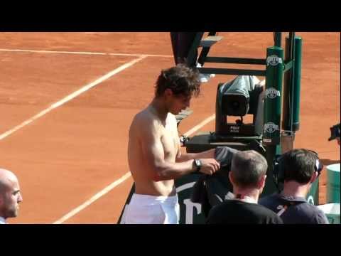 Rafa Shirt Change At End Of Bolelli Match