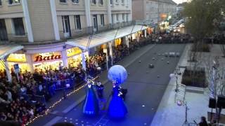 preview picture of video 'Saint Nazaire, début des illuminations de Noël 2014...fin'