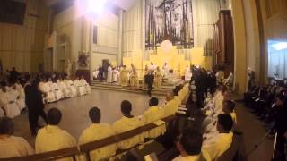 preview picture of video 'Offertorio durante la Santa Messa del Vescovo Mons. Gerardo Antonazzo a Cassino'