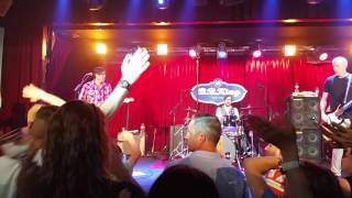 Gin Blossoms - Wave Bye Bye (Live @ B.B. King in NYC 07/21/2016)