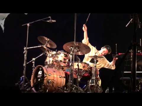 Jacob Collier The Drummer