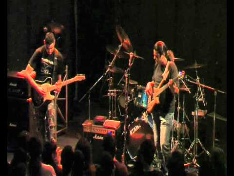 PAUL GILBERT   Live Support by Anthimos Manti grey